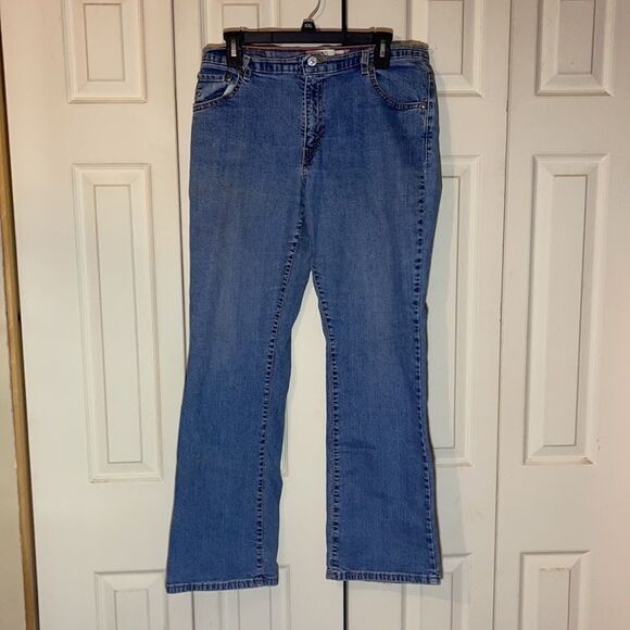 Levi's Vintage Y2K 550 Relaxed Boot Cut Jeans 12 - Picture 2 of 16
